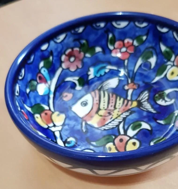 Ceramic bowls for serving or decoration.