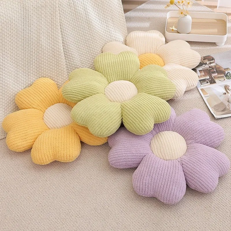 Charming Flower Cushion Set