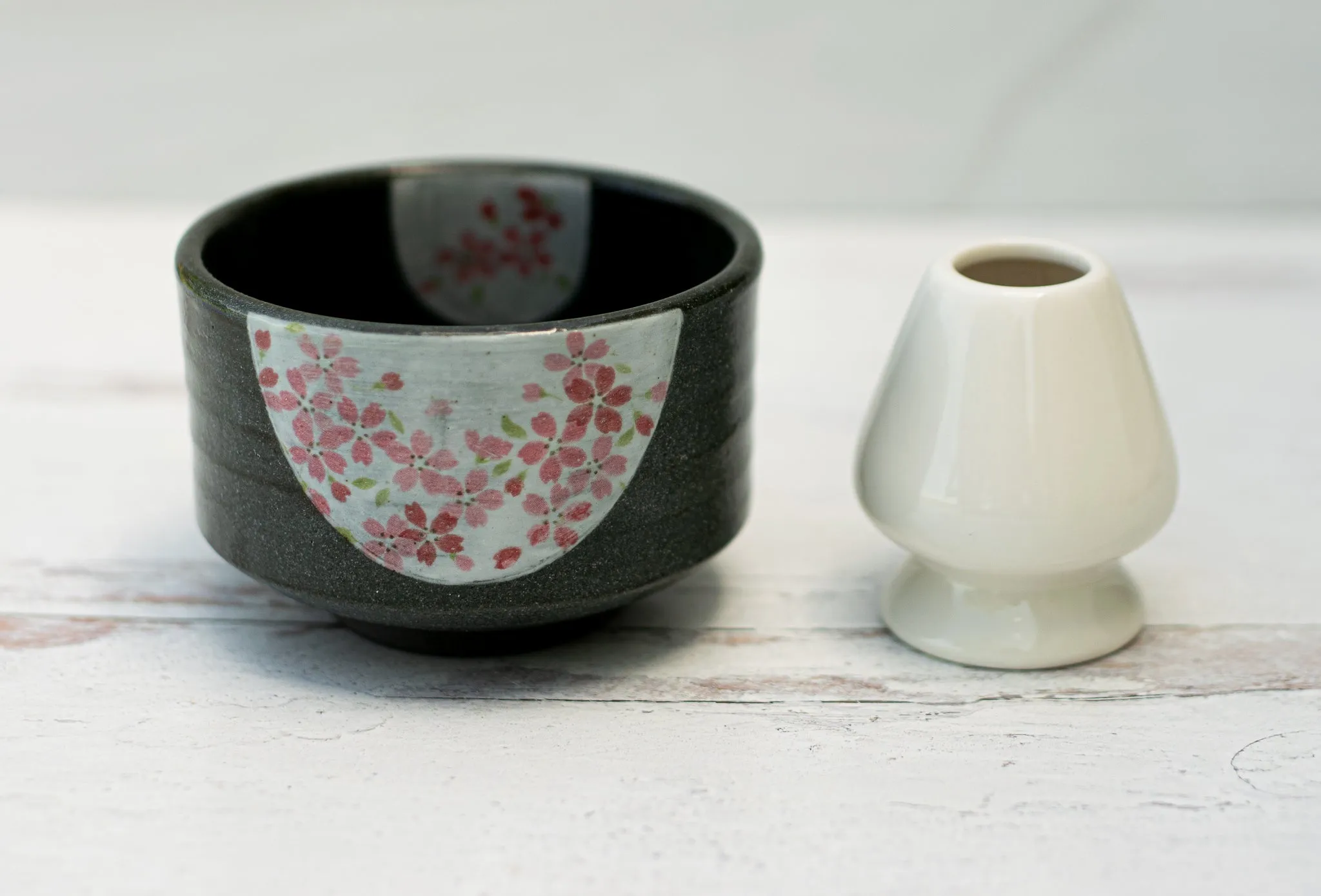 Dark Grey Flowers Bowl | Tea Ceremony