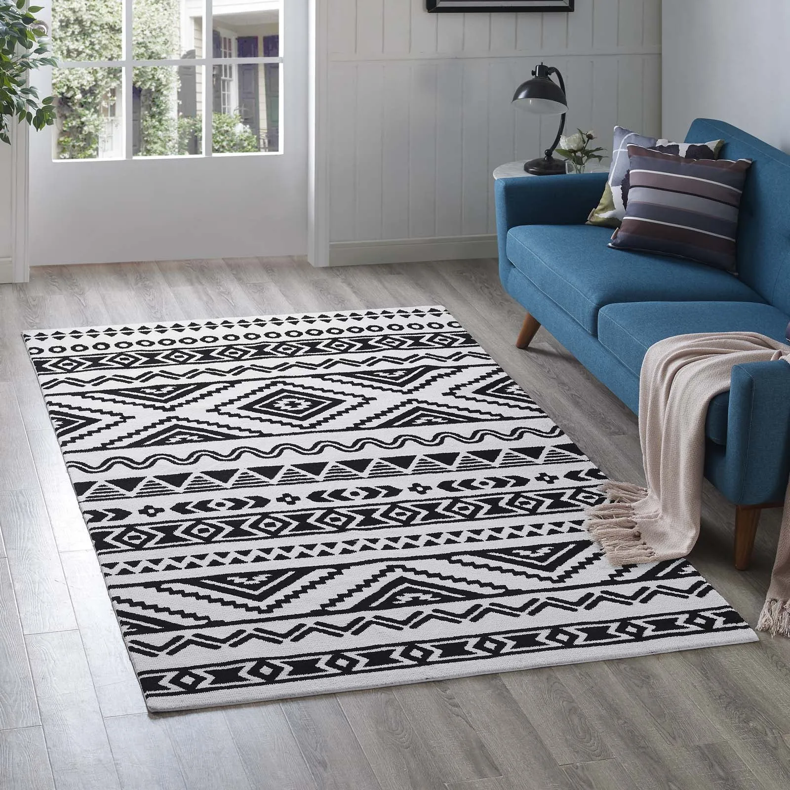 Haku Geometric Moroccan Tribal Area Rug