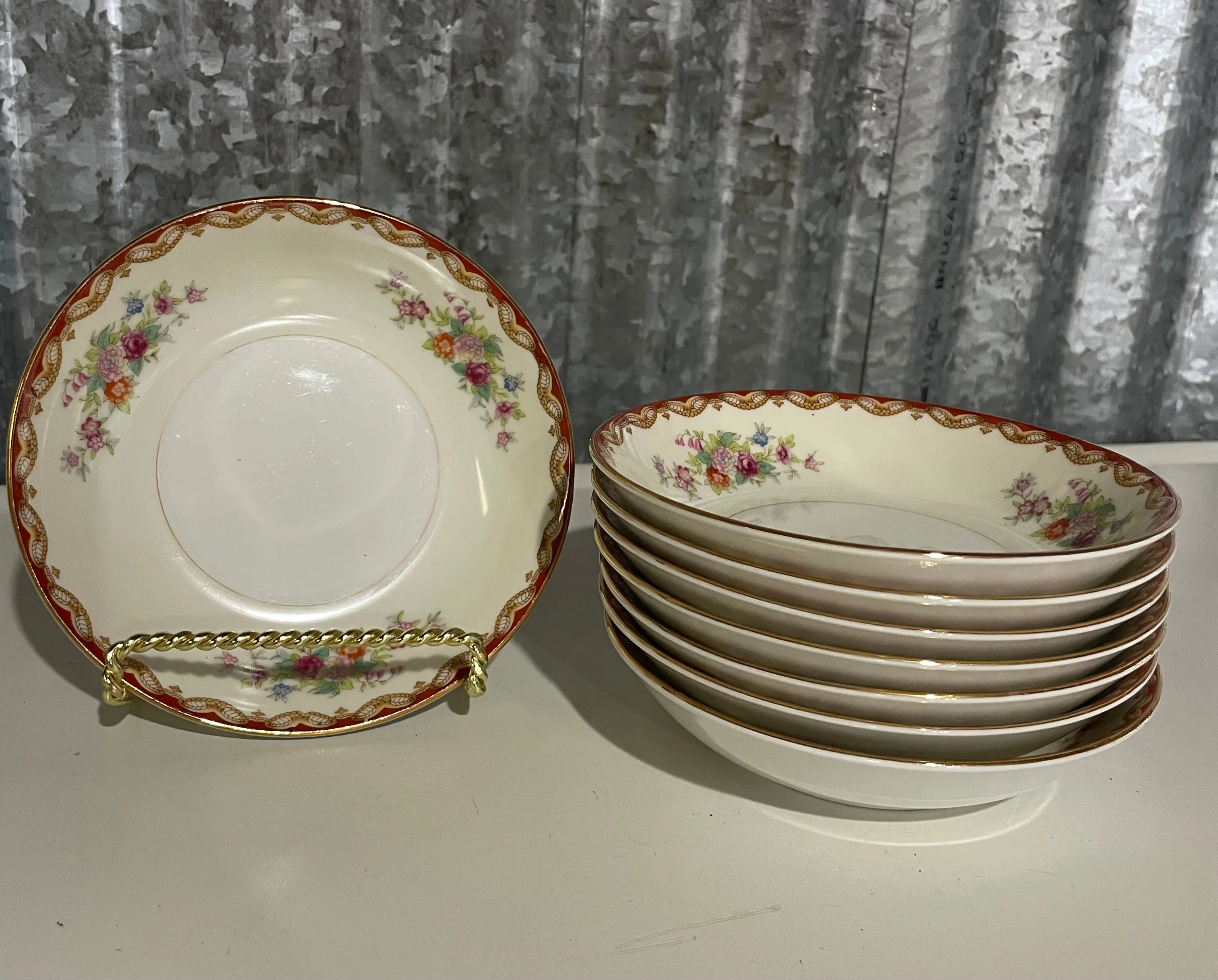 <€€ Vintage 1940s Diamond China ROSLYN Floral Pattern Set/8 5.5” Fruit Bowls Japan Gold Rim