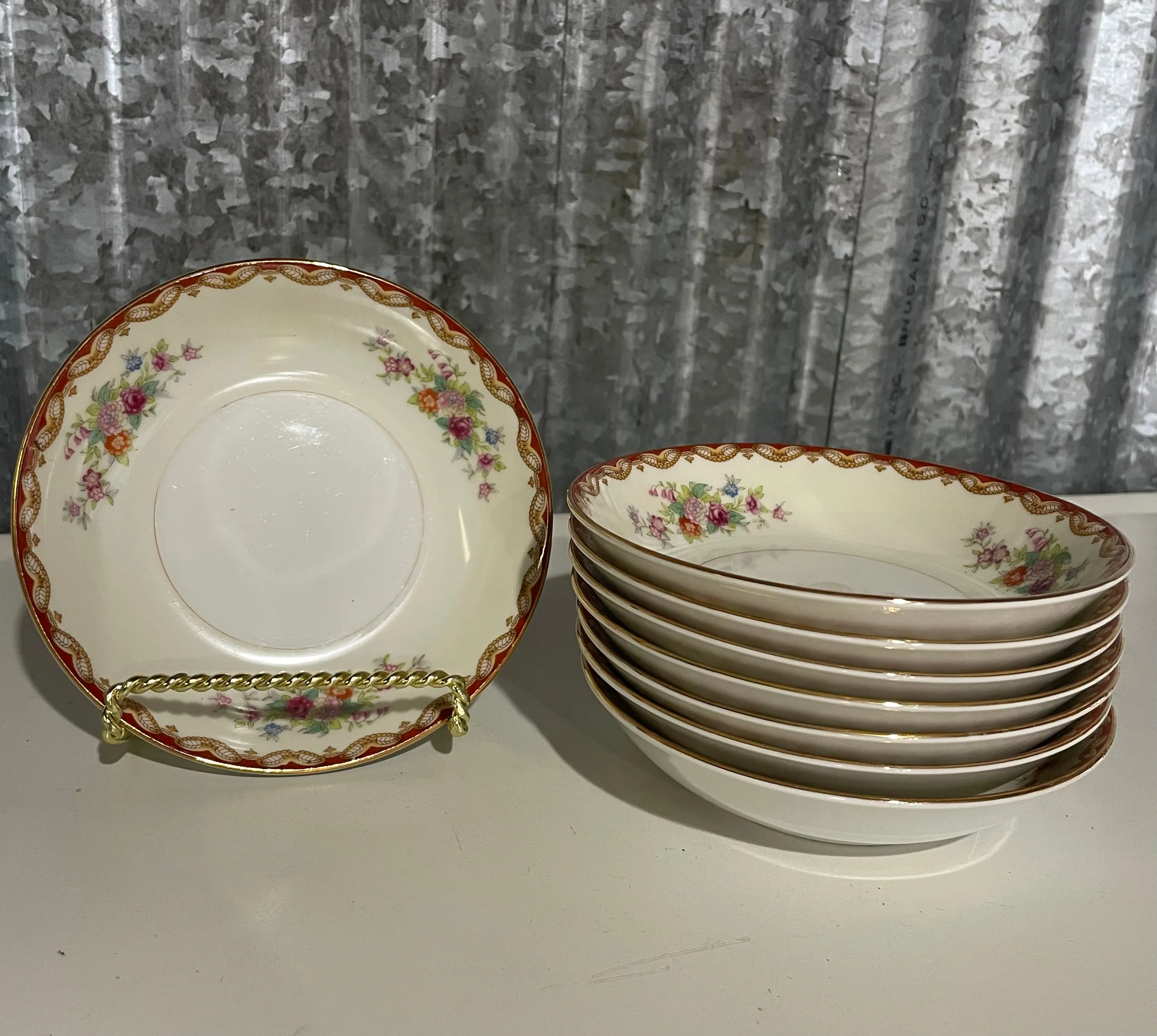 <€€ Vintage 1940s Diamond China ROSLYN Floral Pattern Set/8 5.5” Fruit Bowls Japan Gold Rim