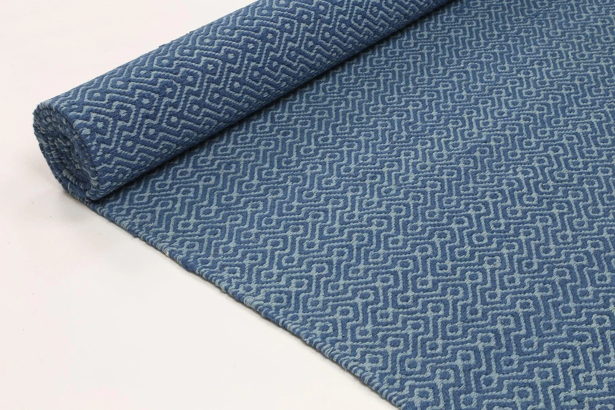 Natura Wool Blue Diamond Rug 160x230 cm