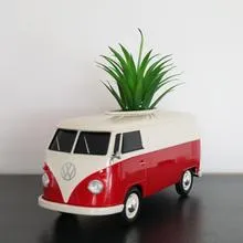 TravelMall 1963 Ridaz Volkswagen T1 Bus - Cream/Red