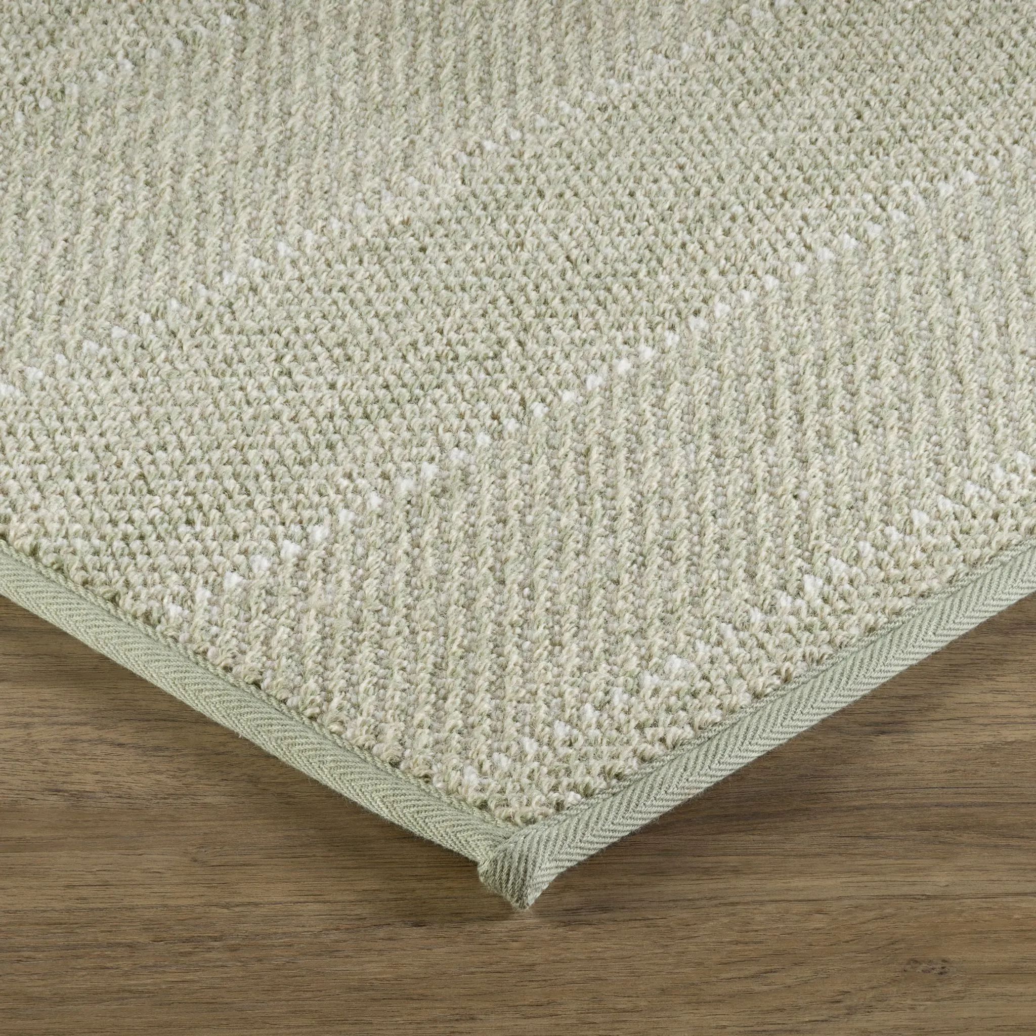 Treemont Stria Wilton Carpet, Mint