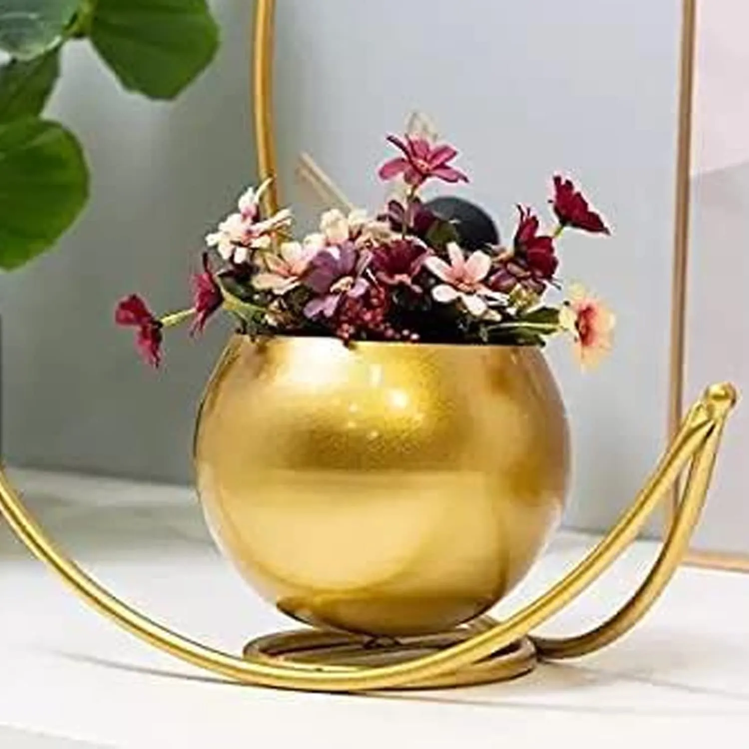 Unique Art Handicrafts Metal Geometric Design Vase with Gold Finish - Table Decorative Flower Pot